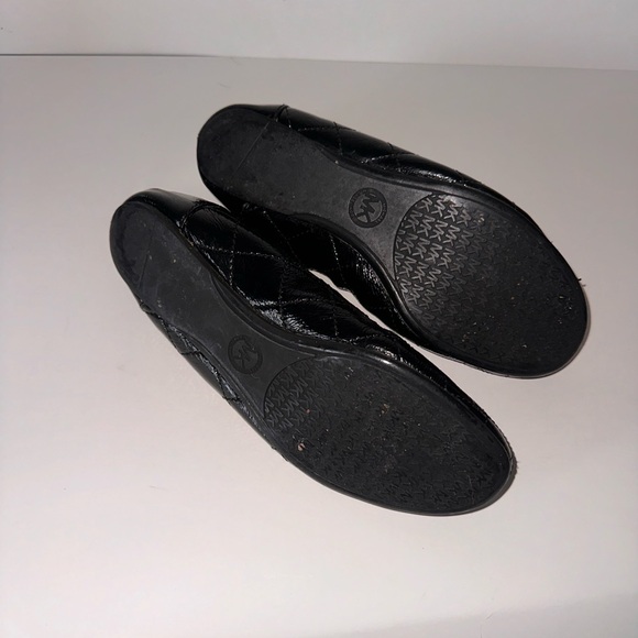 Michael Kors - Fulton Quilted Leather Ballerina Flats - EUC 7.5 - Picture 2 of 3